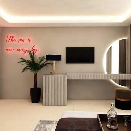 Grani Suit Otel דירה *