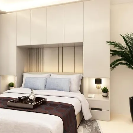Grani Suit Otel דירה